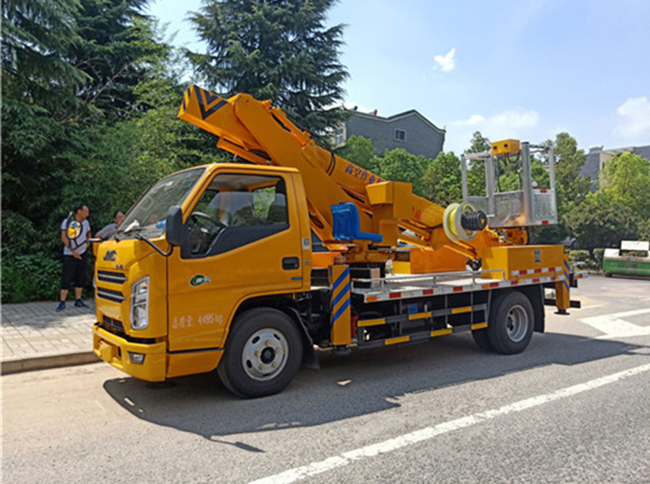 江铃国六蓝牌17.2米高空作业车